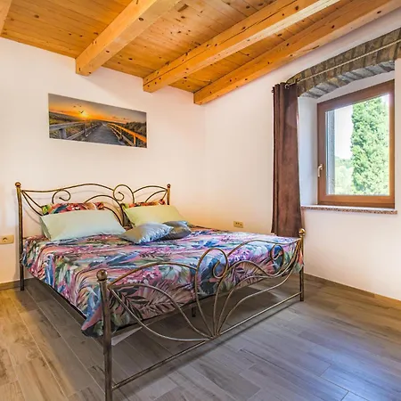 Awesome In Σπίτι διακοπών