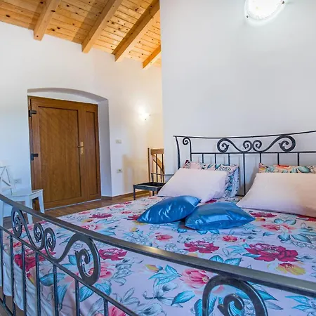 Дом отдыха Awesome In Smarje (Koper)