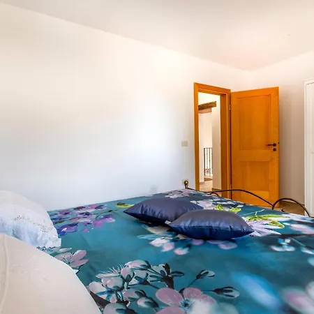 Tatil Evi Awesome In Šmarje