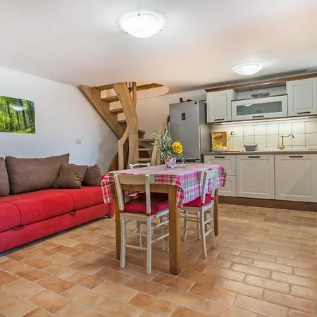 Awesome In Smarje (Koper)