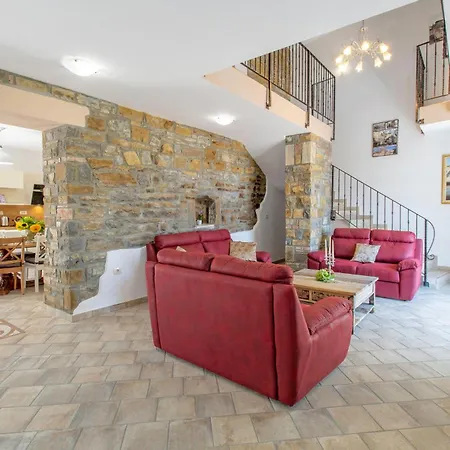 Vikendica Awesome In Smarje (Koper)