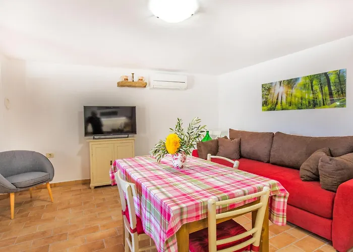 Awesome In Hébergement de vacances Šmarje