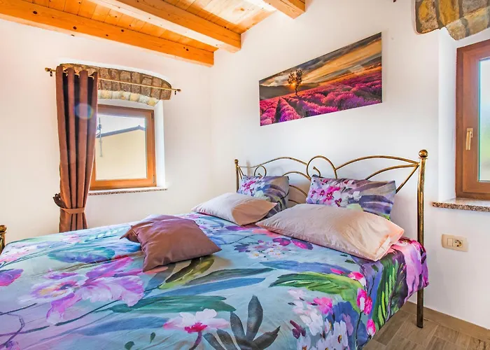 Vakantiehuis Awesome In