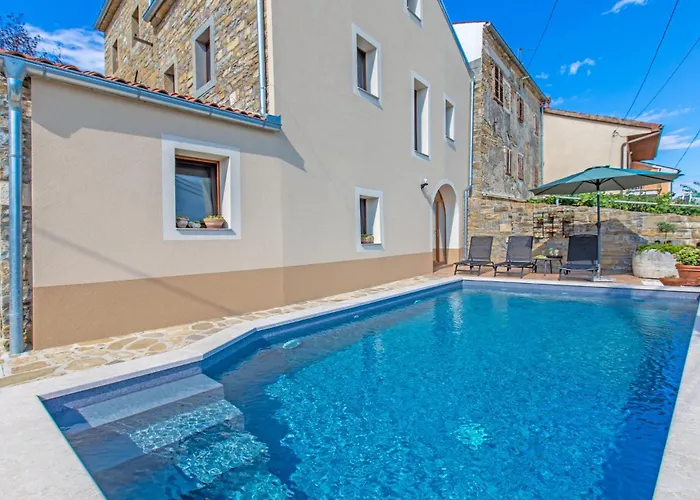 Vakantiehuis Awesome In *