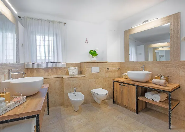 Awesome In Σπίτι διακοπών Šmarje